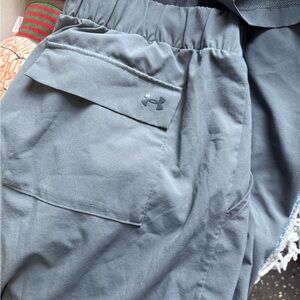 Under Armour Gray Athletic pants